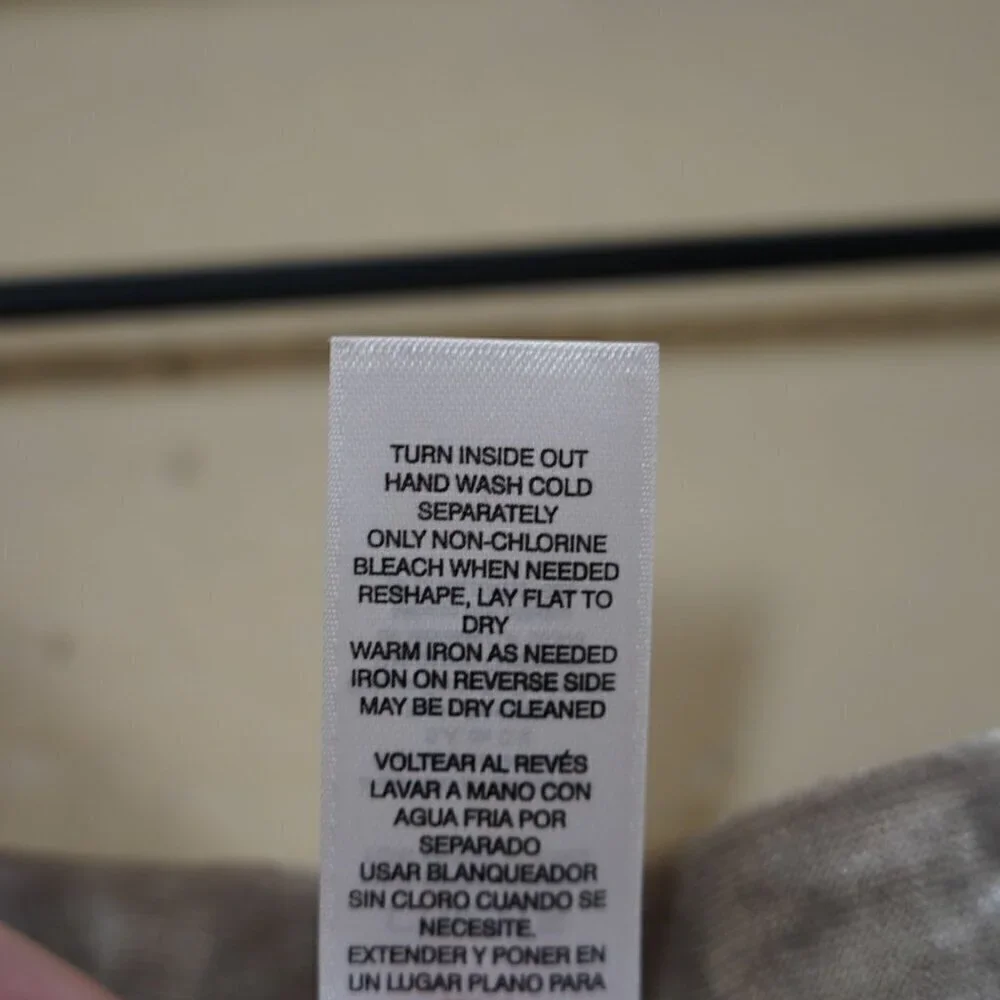 Chicos Womens Sequin Velvet ankle Pants M(8) Champagne Party Club Holiday - Picture 9 of 10